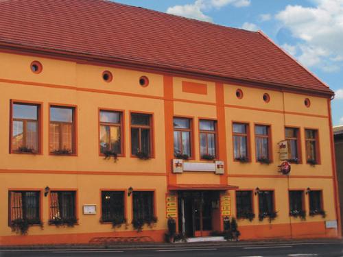 Foto - Alloggiamento in Blšany - Hotel & Motorest V Údolí Zlatého potoka ***